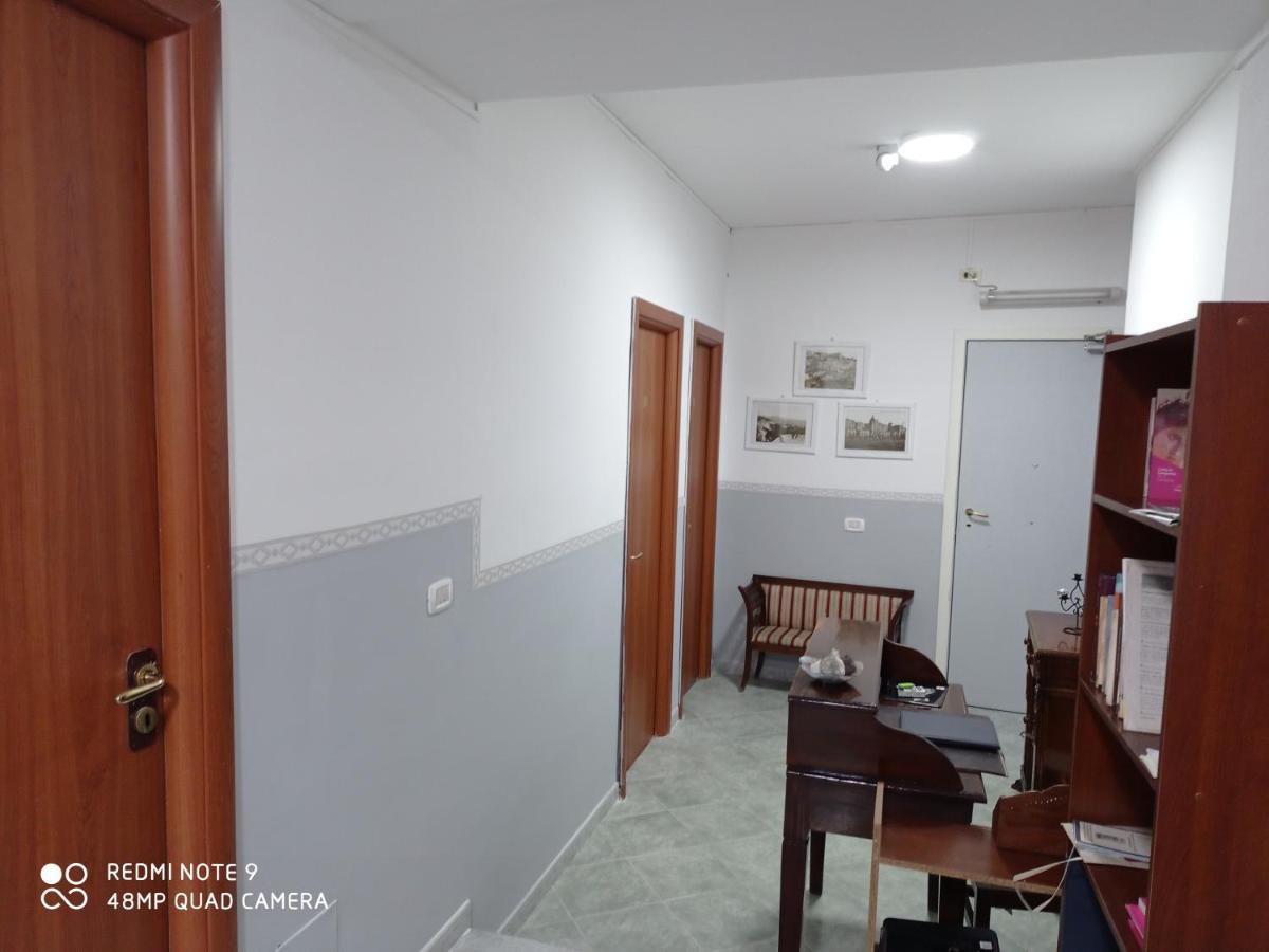 נאפולי Hotel Alloggio Del Conte מראה חיצוני תמונה