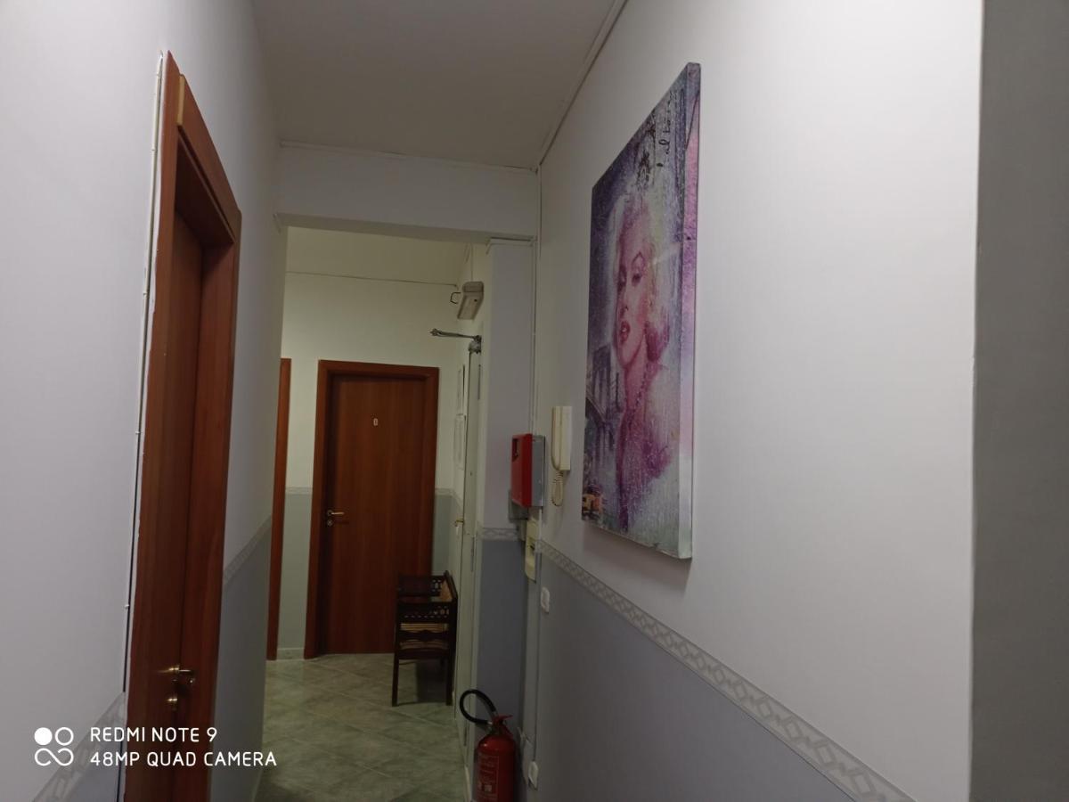 נאפולי Hotel Alloggio Del Conte מראה חיצוני תמונה