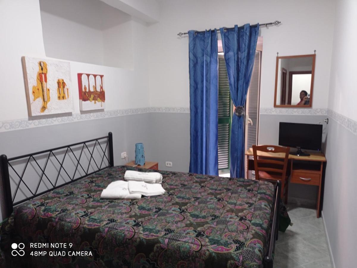 נאפולי Hotel Alloggio Del Conte מראה חיצוני תמונה