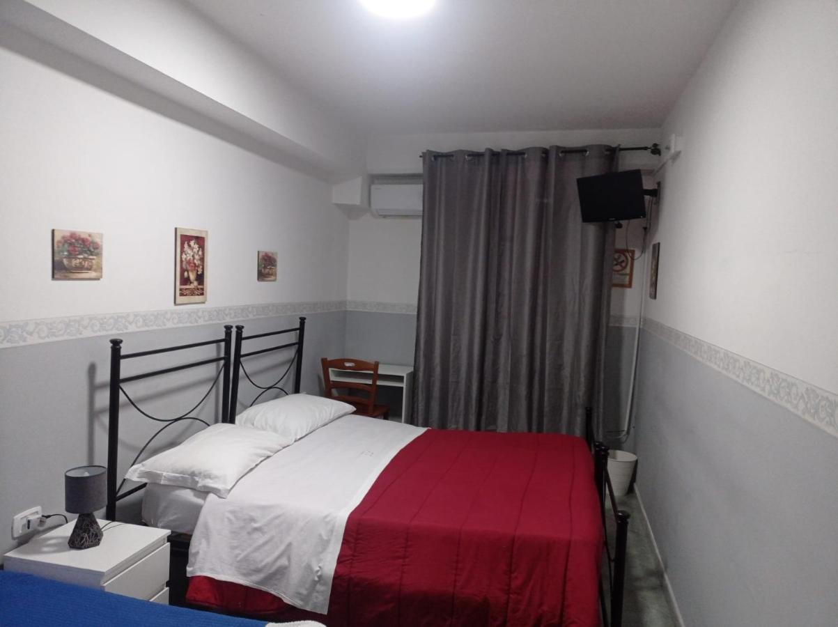 נאפולי Hotel Alloggio Del Conte מראה חיצוני תמונה