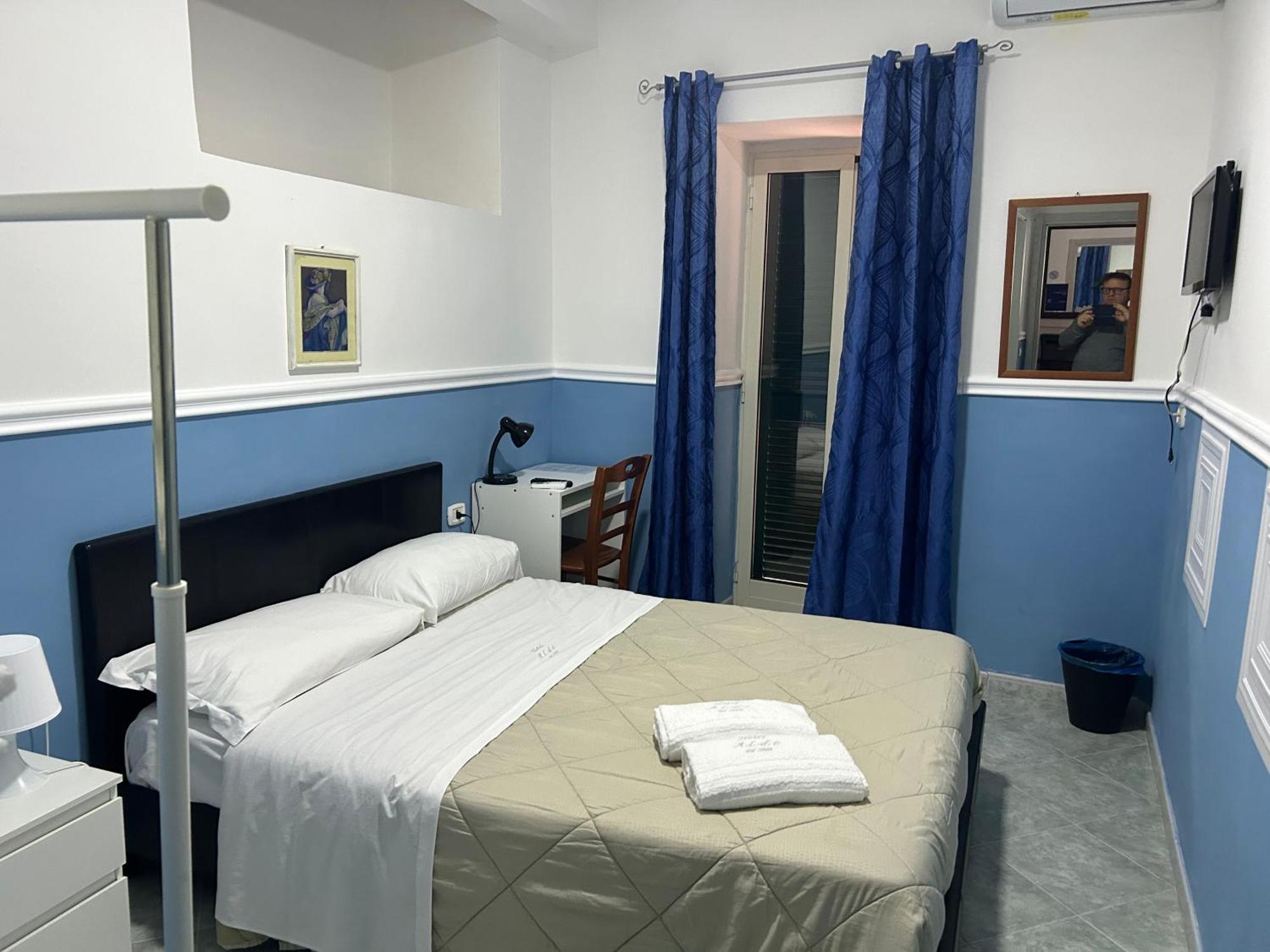 נאפולי Hotel Alloggio Del Conte מראה חיצוני תמונה