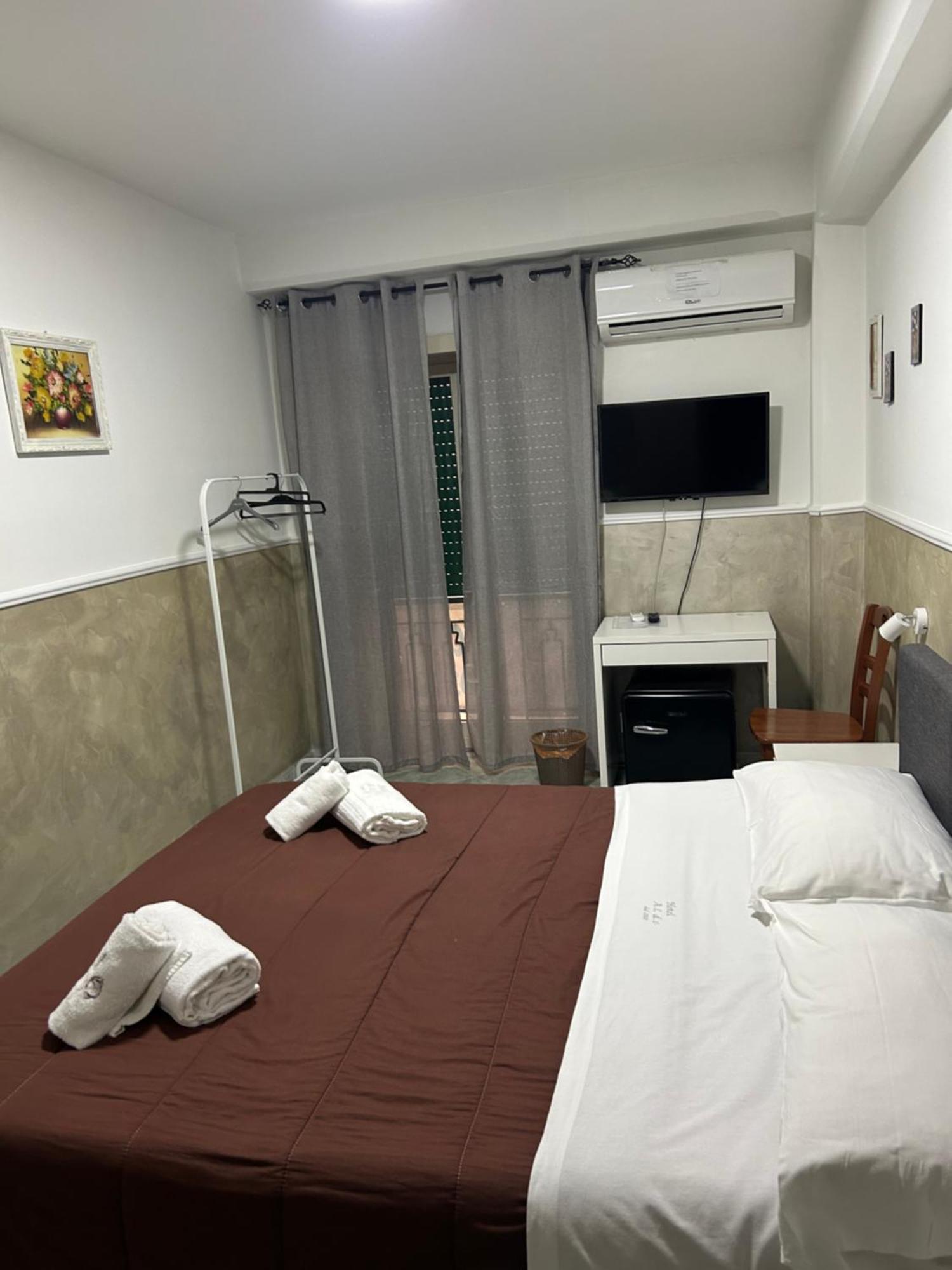 נאפולי Hotel Alloggio Del Conte מראה חיצוני תמונה
